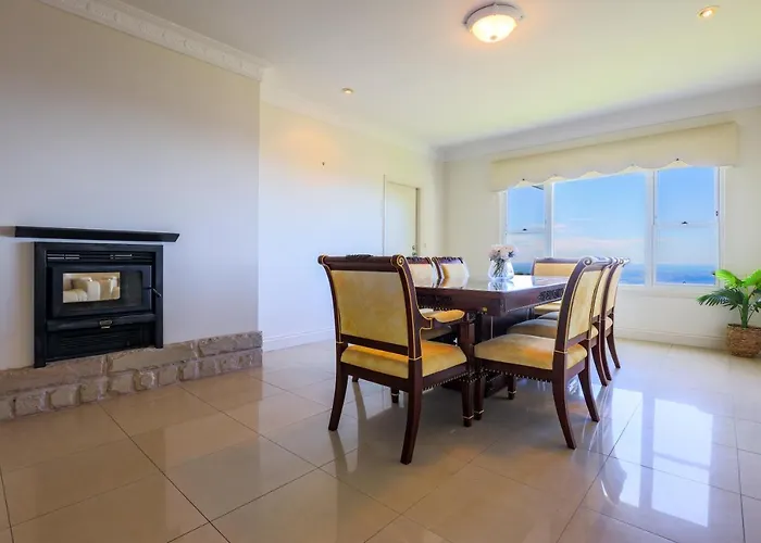 Beautiful Home With Breath-Taking Views Mt Tamborine