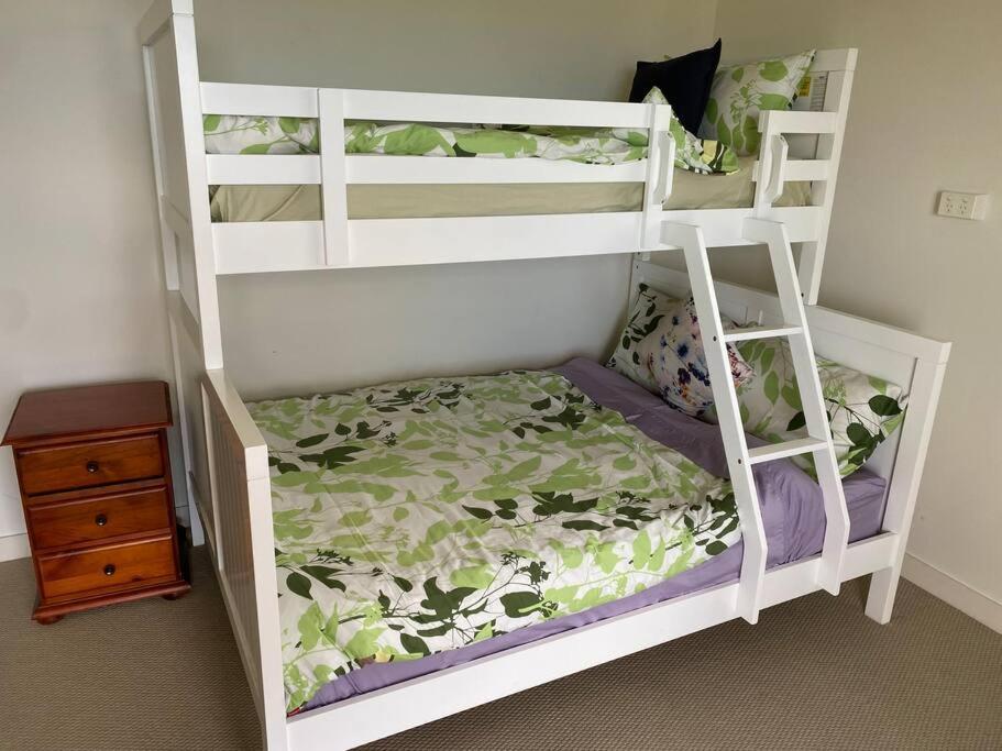 Beautiful With Breath-taking Views Mt Tamborine Apartment